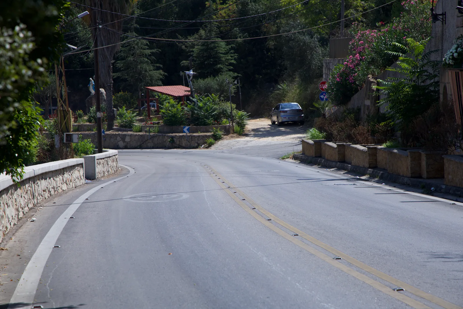 Rehabilitation of Selected Road Links in Lebanon – Aley (Lot 1)